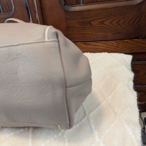 COACH Edie Leather Shoulder Bag #35926 Light Grey/Birch/Chalk - Picture 7 of 16